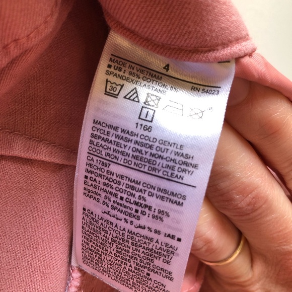 Old Navy Cropped Pixie Ankle Pants Rosy Pink Women’s Size 4 - Picture 3 of 8